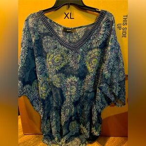 Women’s blouse size XL
